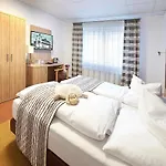 Szálloda Kronprinz Bad Salzdetfurth